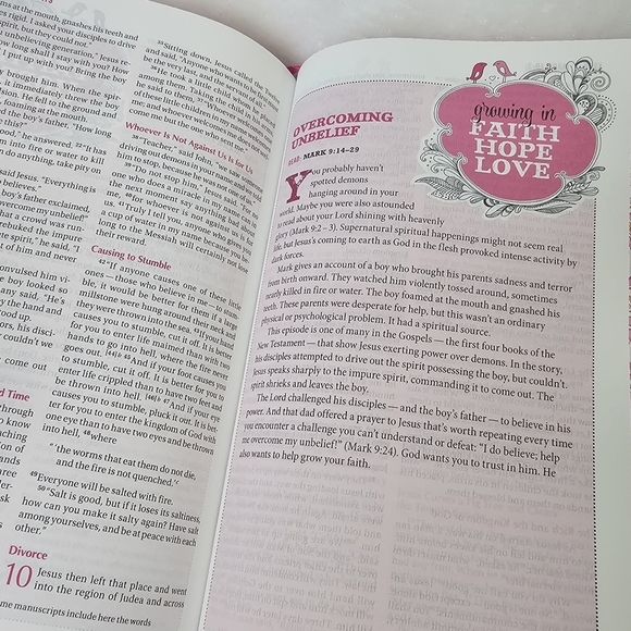 Zondervan NIV Bible For Teen Girls Pink Floral‎ in Box *inscribed / see photos* - Picture 7 of 7